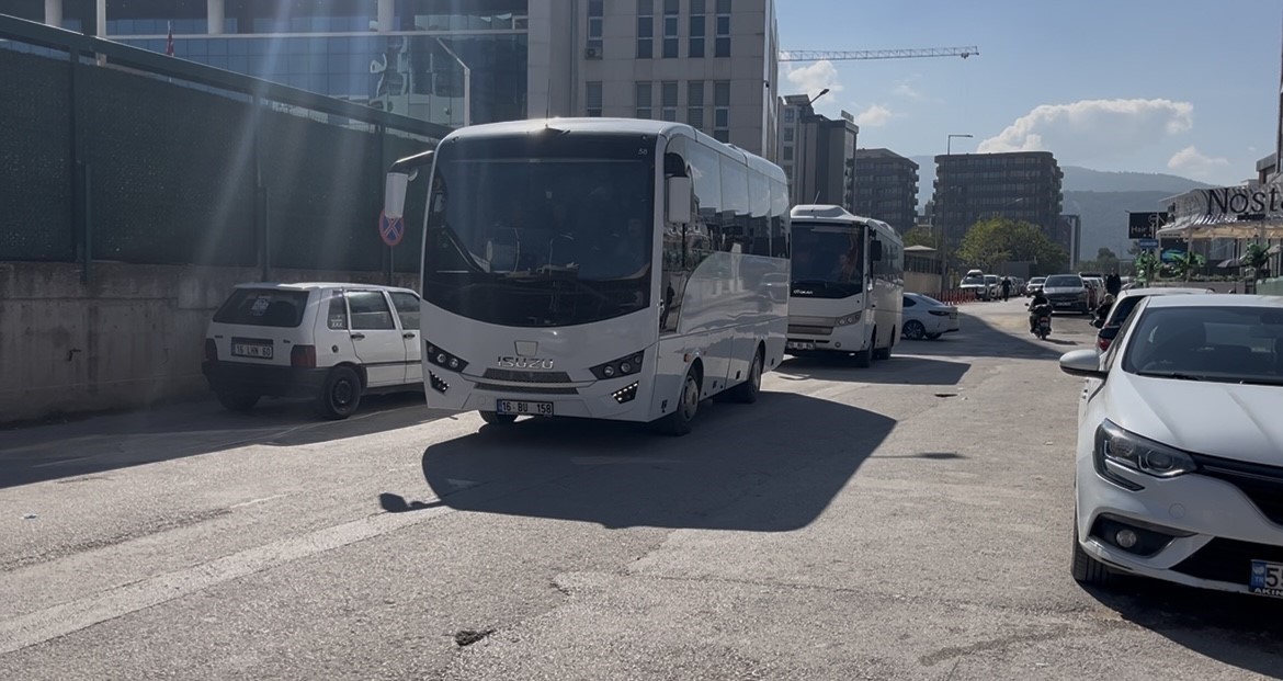 CHP’li eski belediye başkanı ve beraberindeki 14 şüpheli tutuklandı