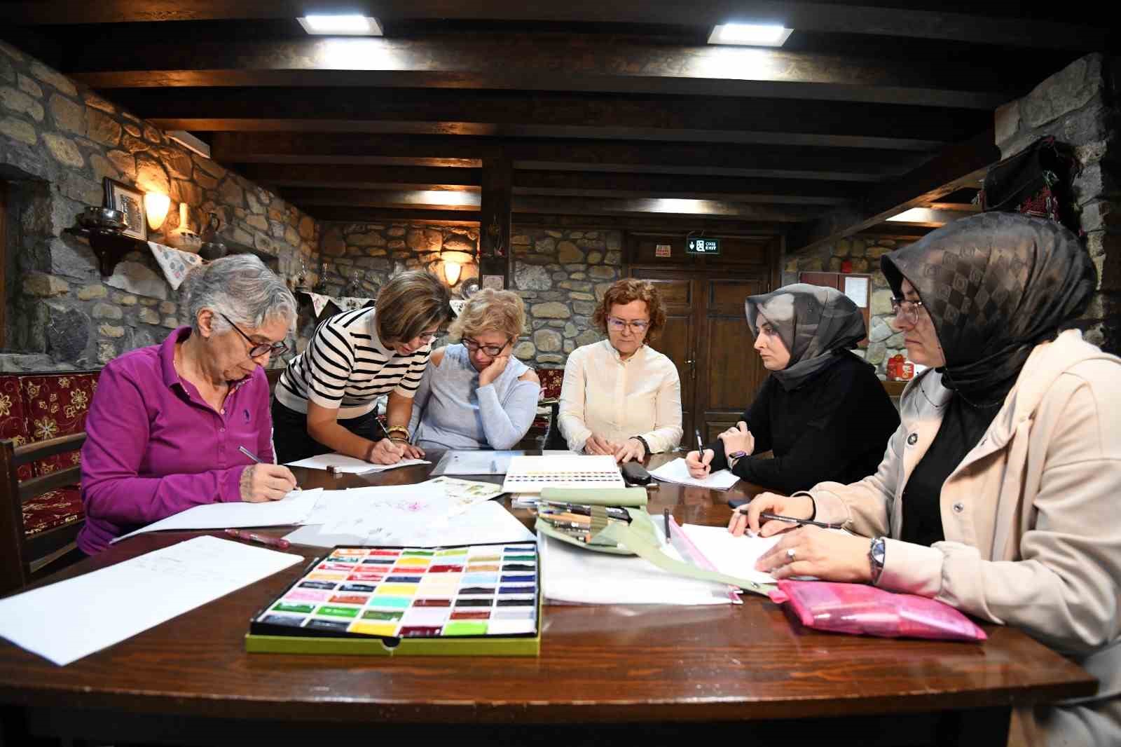 Osmangazi’de minyatür sanatı kadın eliyle hayat buluyor