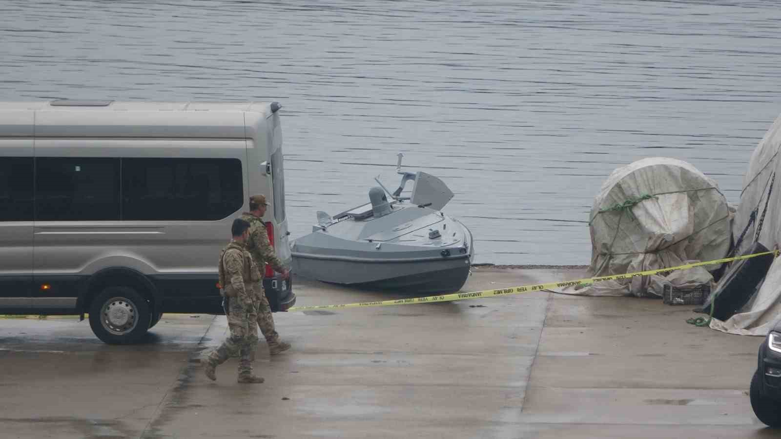 Trabzon açıklarında bulunan insansız deniz aracını imha etme çalışmaları başladı