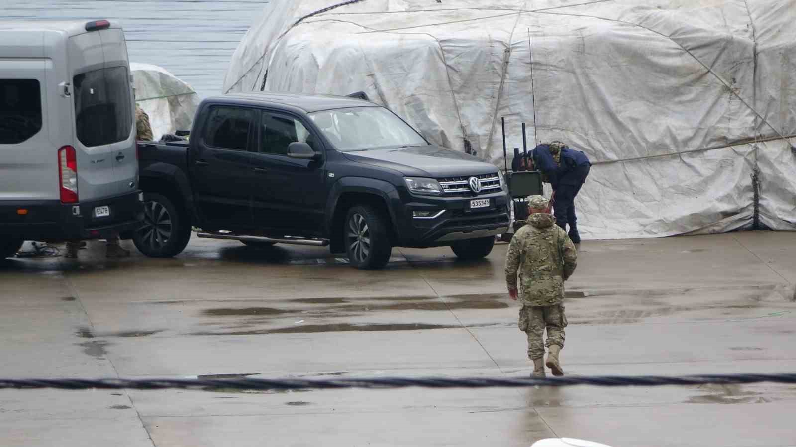 Trabzon açıklarında bulunan insansız deniz aracını imha etme çalışmaları başladı