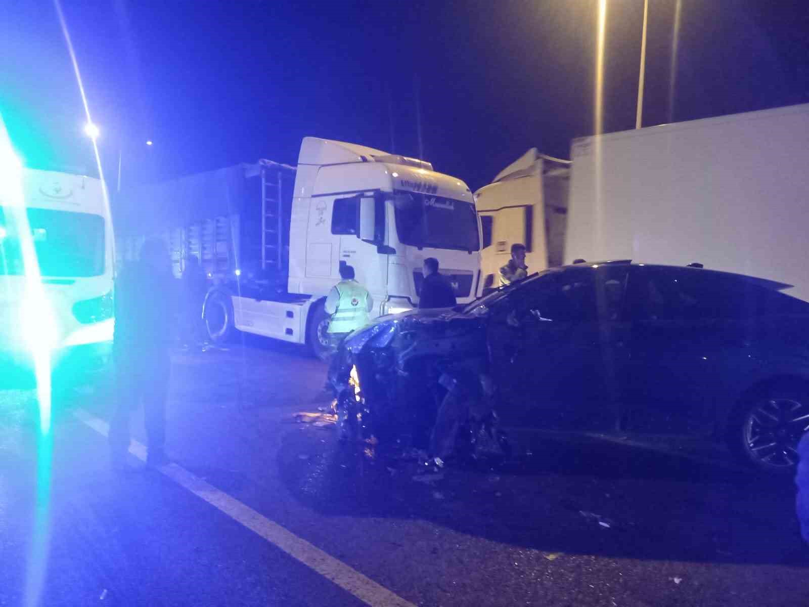 Direksiyon başında kalp krizi geçiren sürücü kaza yaptı: 1 ölü, 1 yaralı