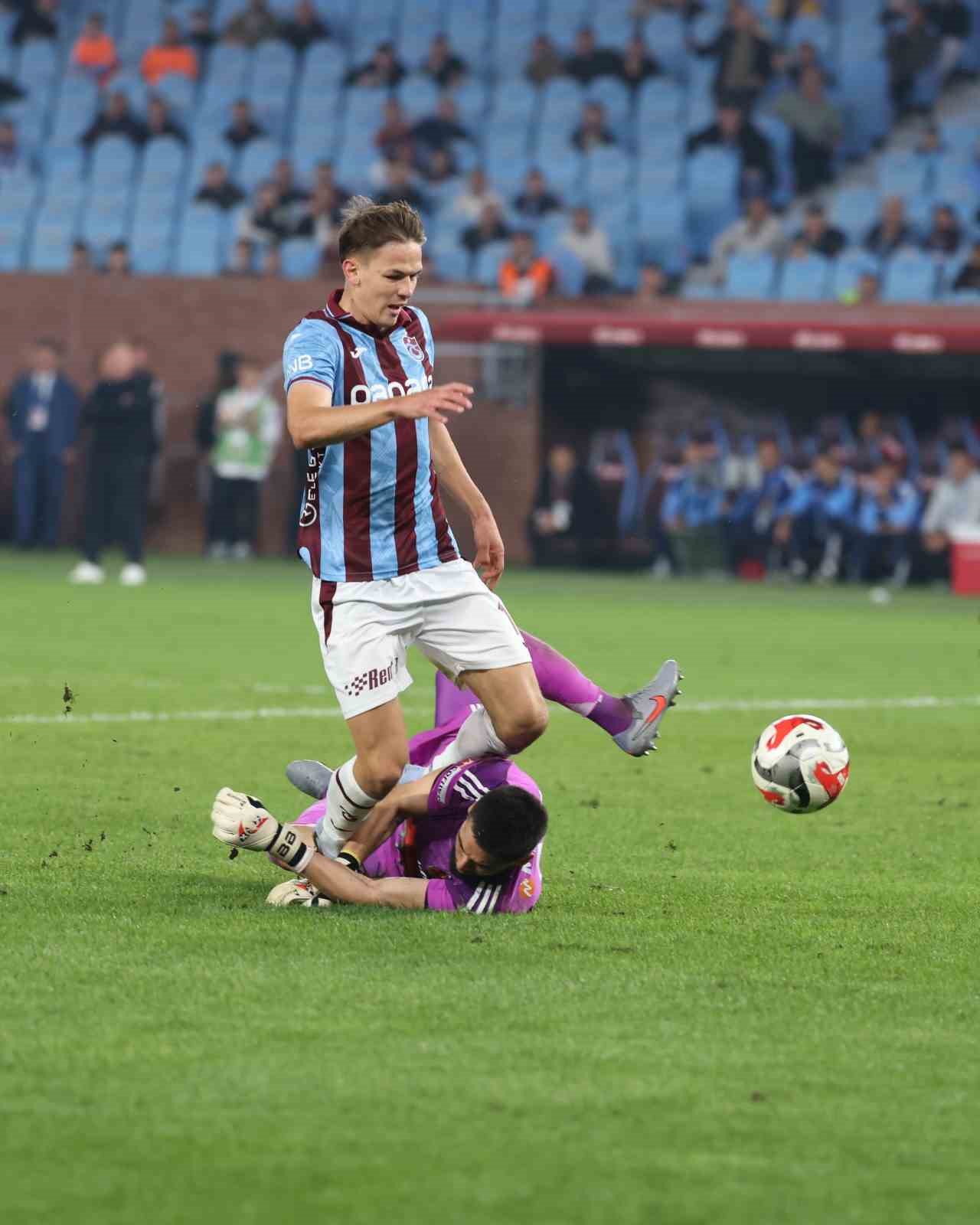 Trendyol Süper Lig: Trabzonspor: 4 - Kayserispor: 0 (Maç sonucu)