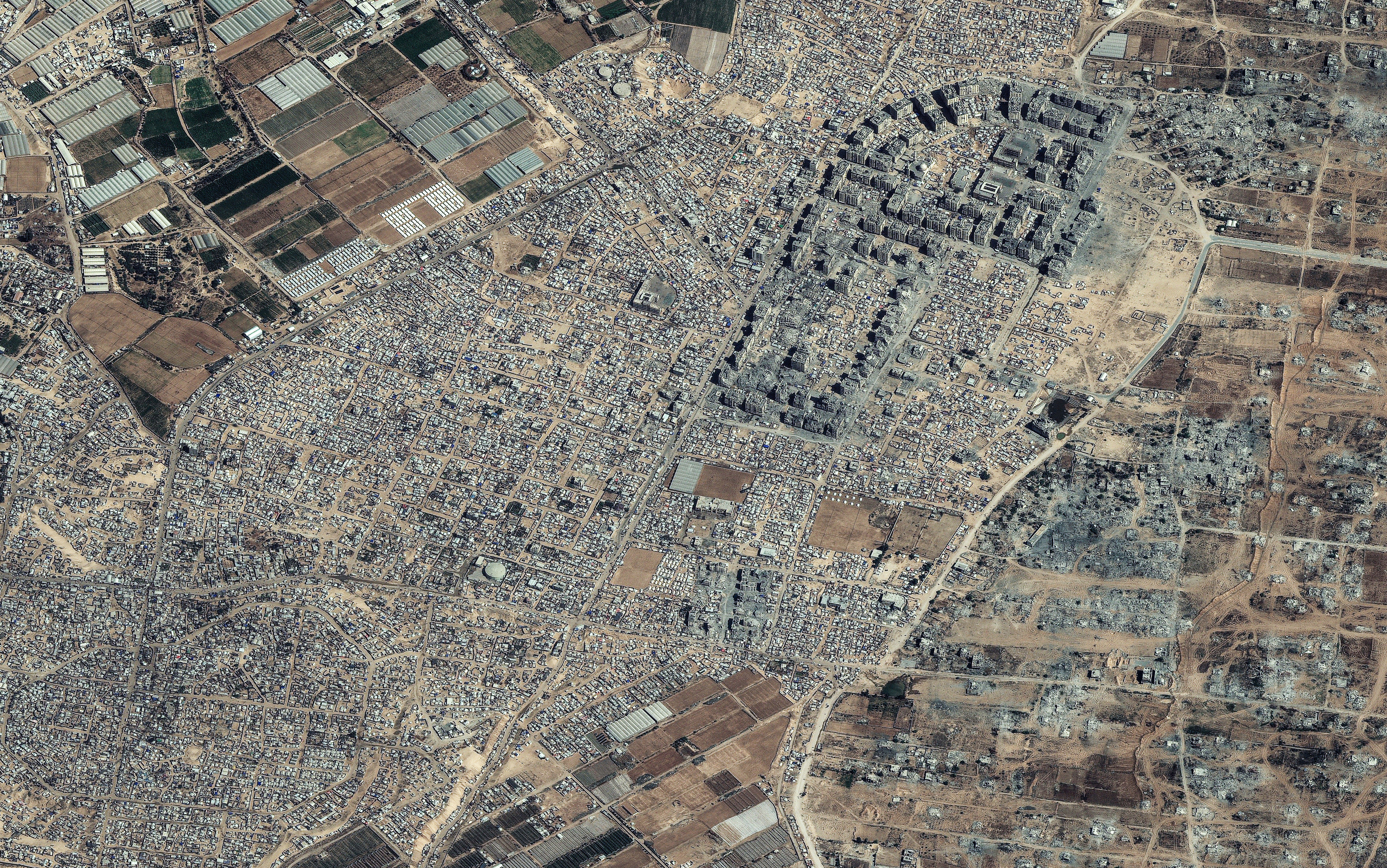 İsrail, Gazze'yi enkaza çevirdi