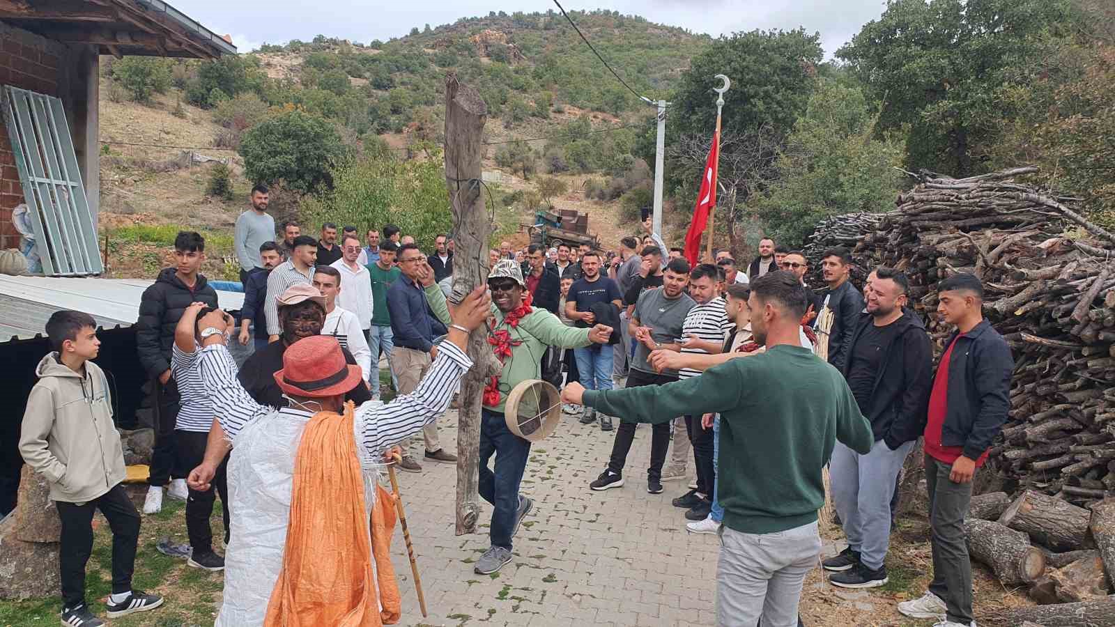 Düğüne geç kalana sulu ceza