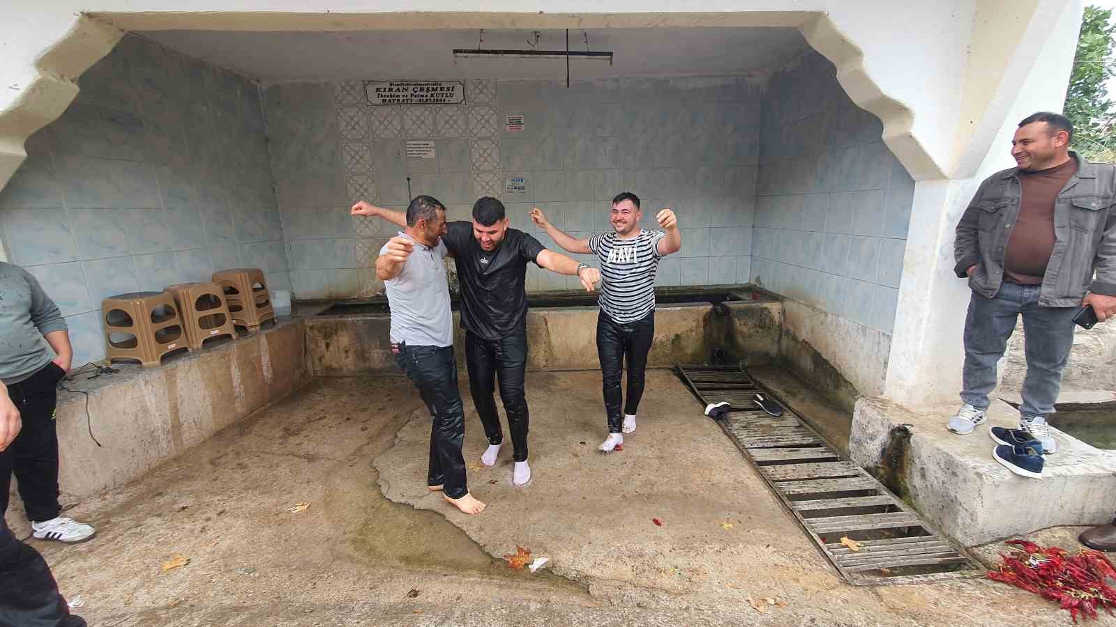 Düğüne geç kalana sulu ceza