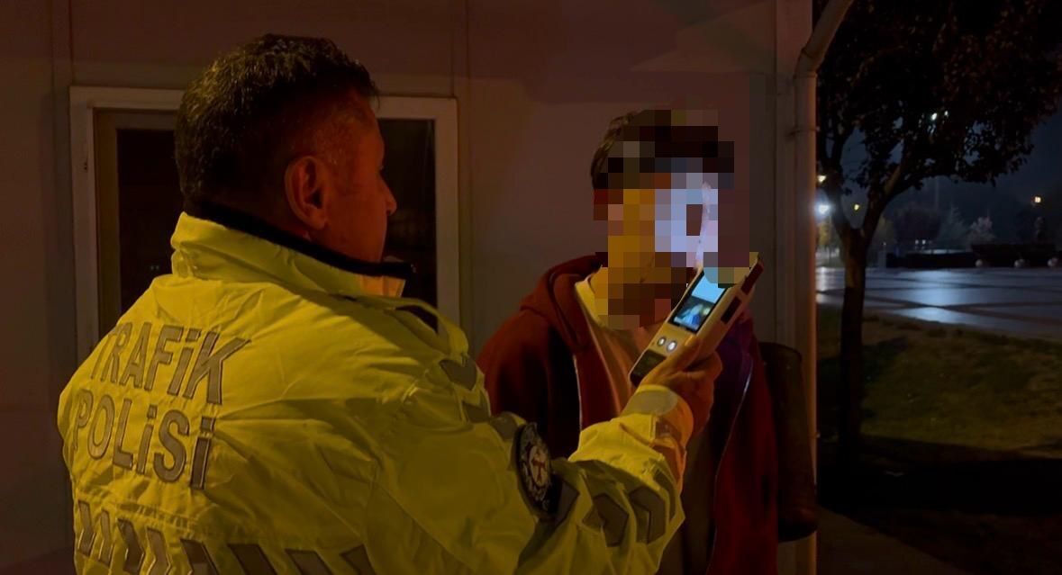 Kaza yapan alkollü sürücü polise: 