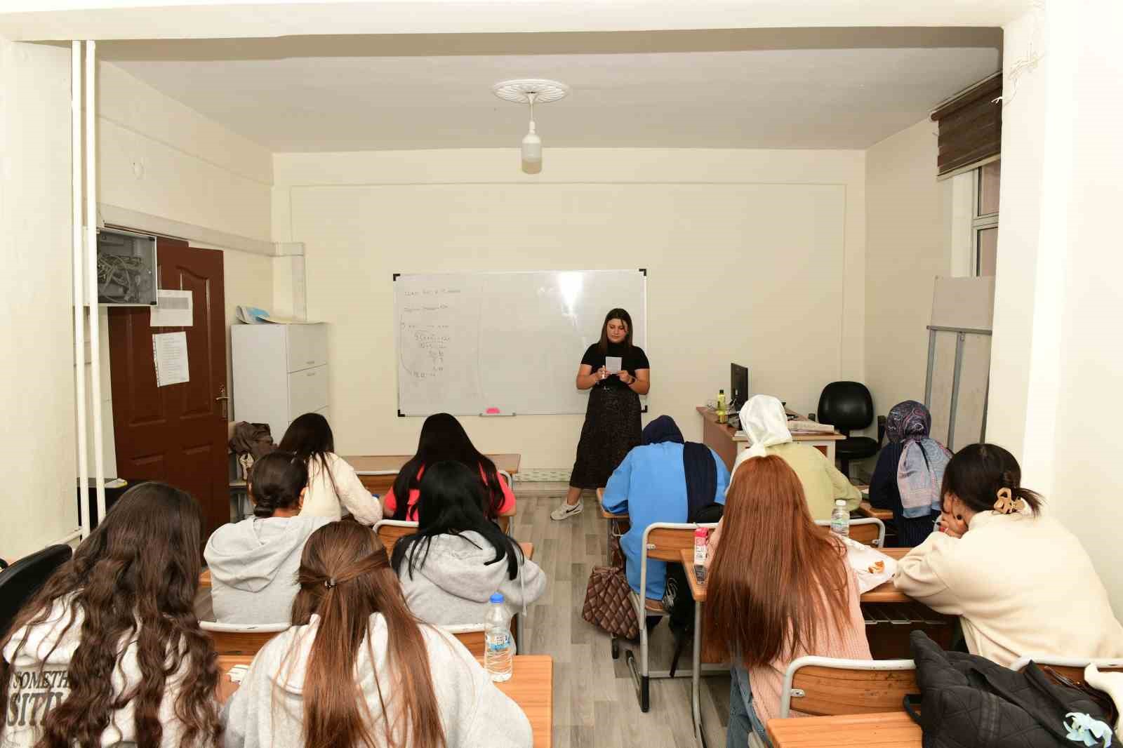 Çatak’ta ‘Destekleme ve Yetiştirme Kursları’na yoğun ilgi