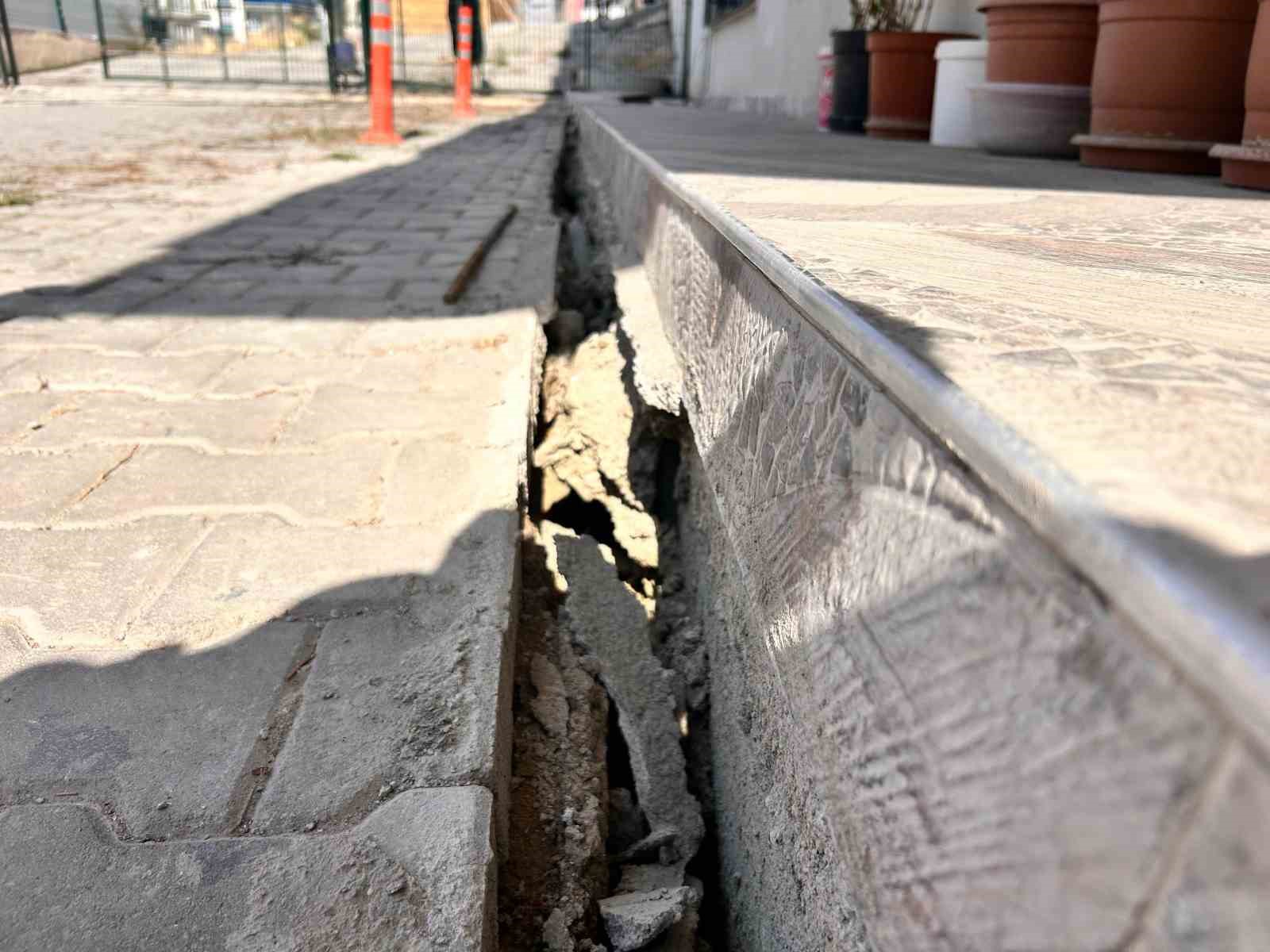 Ankara’da korkutan toprak kayması: 300 kişinin yaşadığı 17 katlı bina boşaltıldı