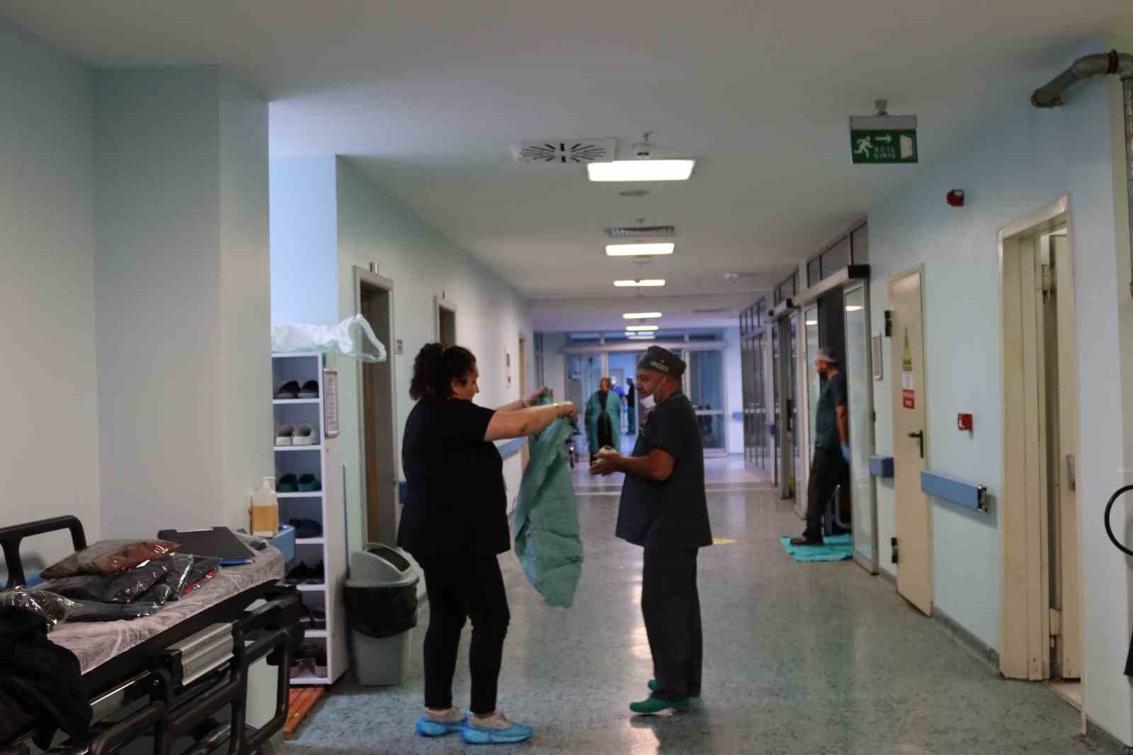 Beyin ölümü gerçekleşen hastanın organları 3 kişiye umut oldu