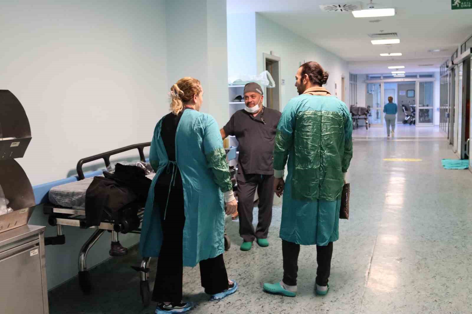 Beyin ölümü gerçekleşen hastanın organları 3 kişiye umut oldu