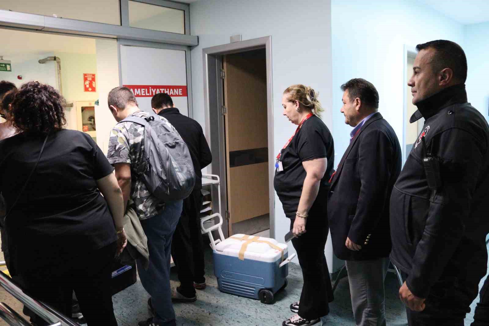 Beyin ölümü gerçekleşen hastanın organları 3 kişiye umut oldu