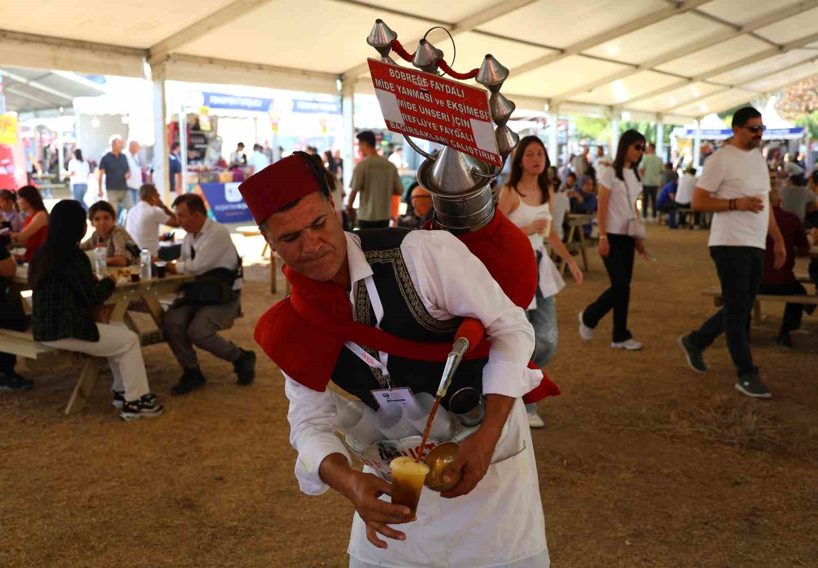 Uluslararası Adana Lezzet Festivali’ne yoğun ilgi