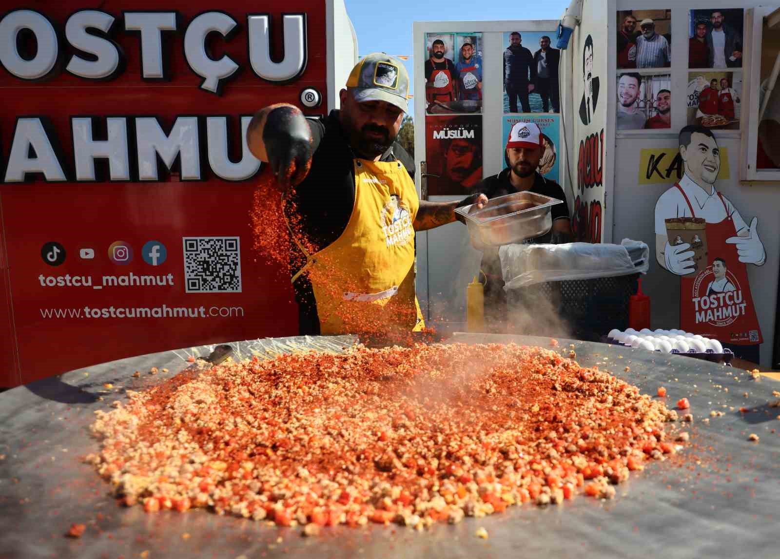 Uluslararası Adana Lezzet Festivali’ne yoğun ilgi