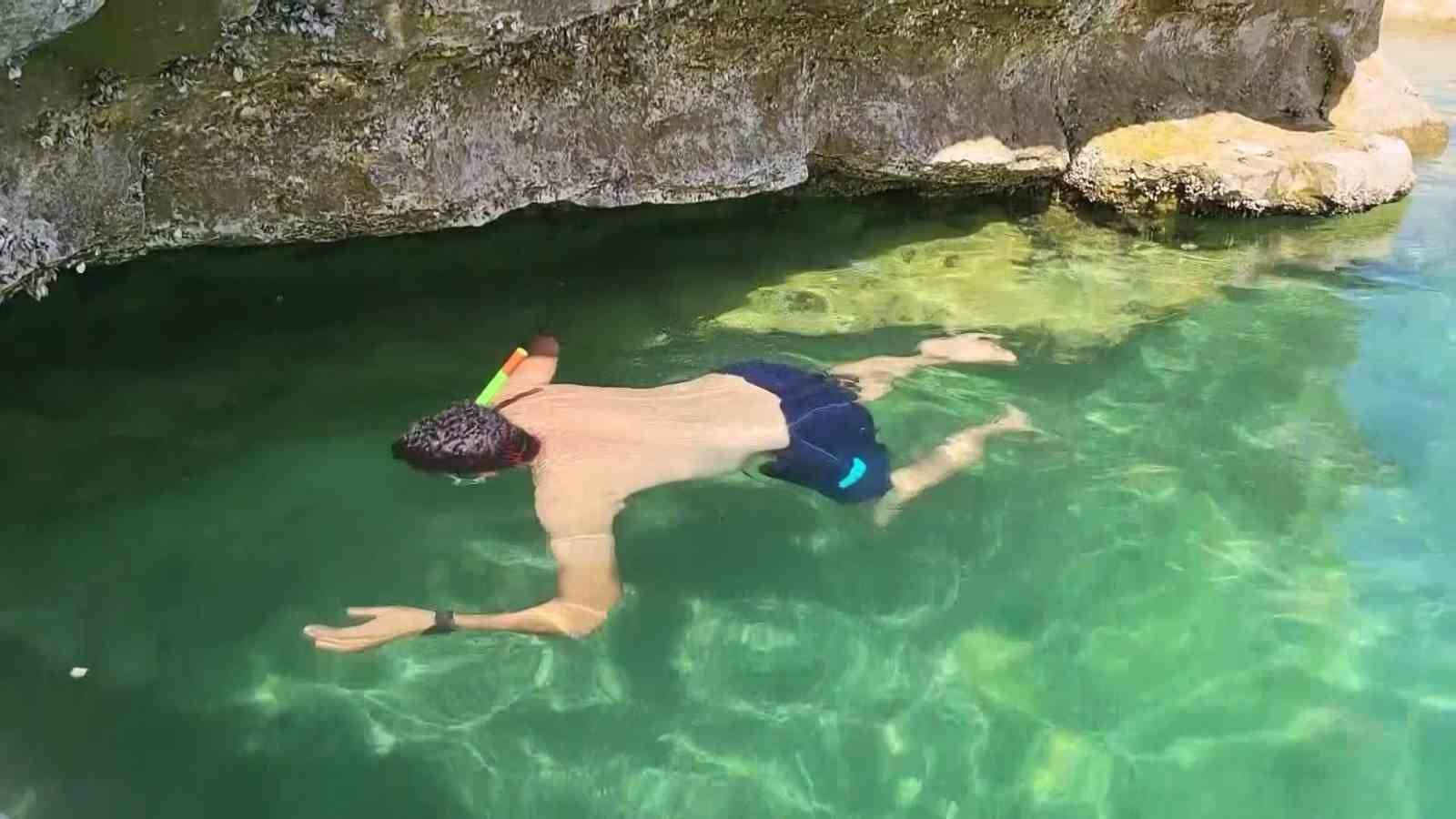 Adıyaman’da 12 bin yıllık kaya resimleri su altında görüntülendi