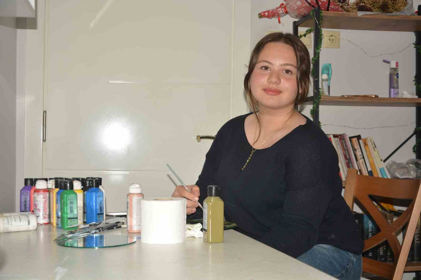 Ordu’da 13 yaşındaki öğrenci, doğadan aldığı ilhamı tuvallere yansıtıyor