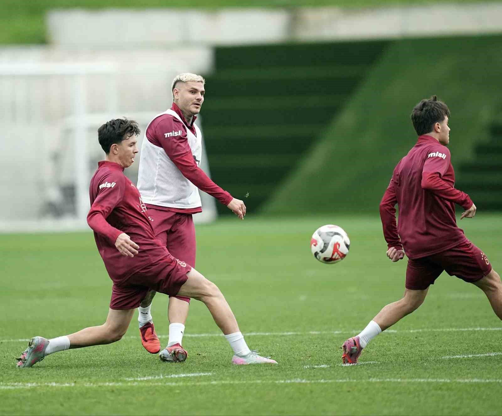 Galatasaray, Başakşehir maçı hazırlıklarına devam etti