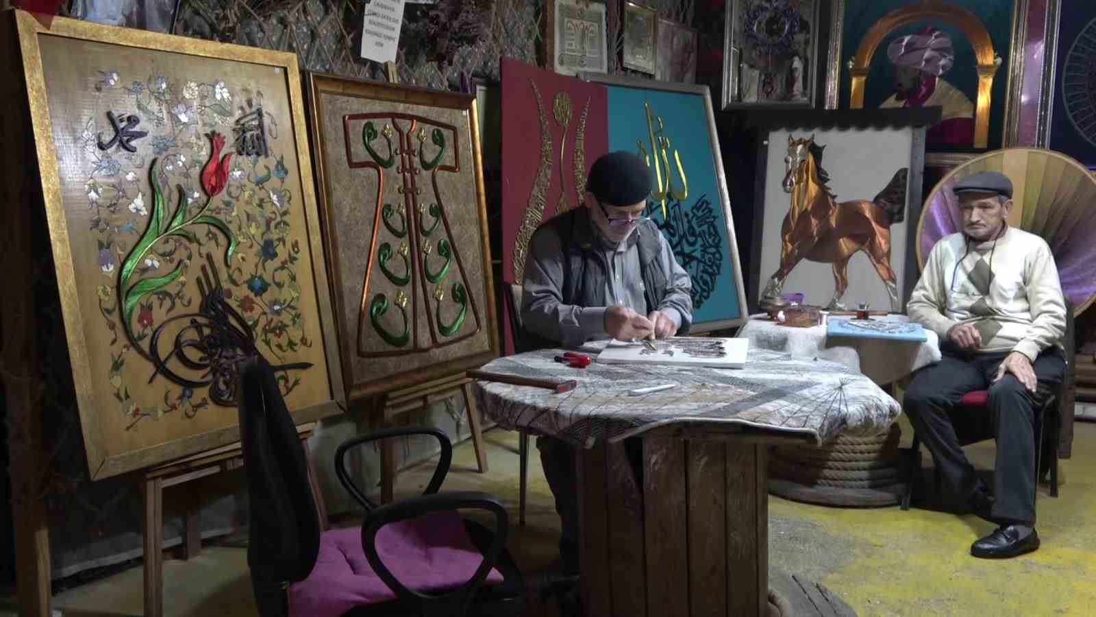 Çivi ve telin ustası: 71 yaşında sanatı yaşatıyor