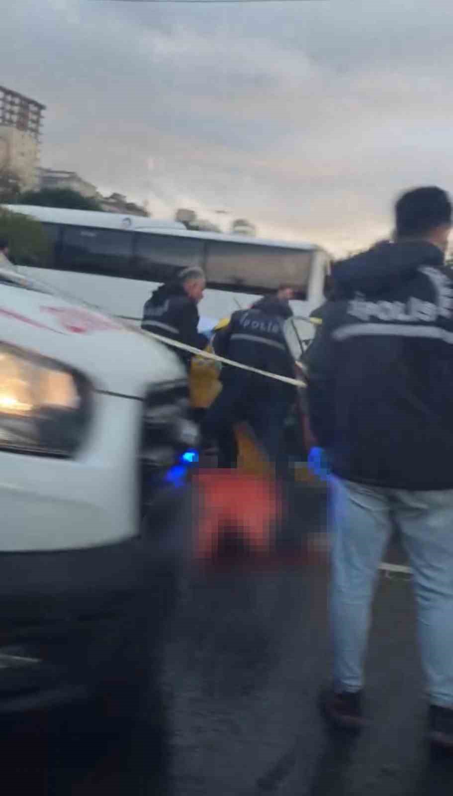 Kağıthane’de korkunç cinayet: Konuşma bahanesiyle buluştuğu eski eşini takside silahla vurarak öldürdü