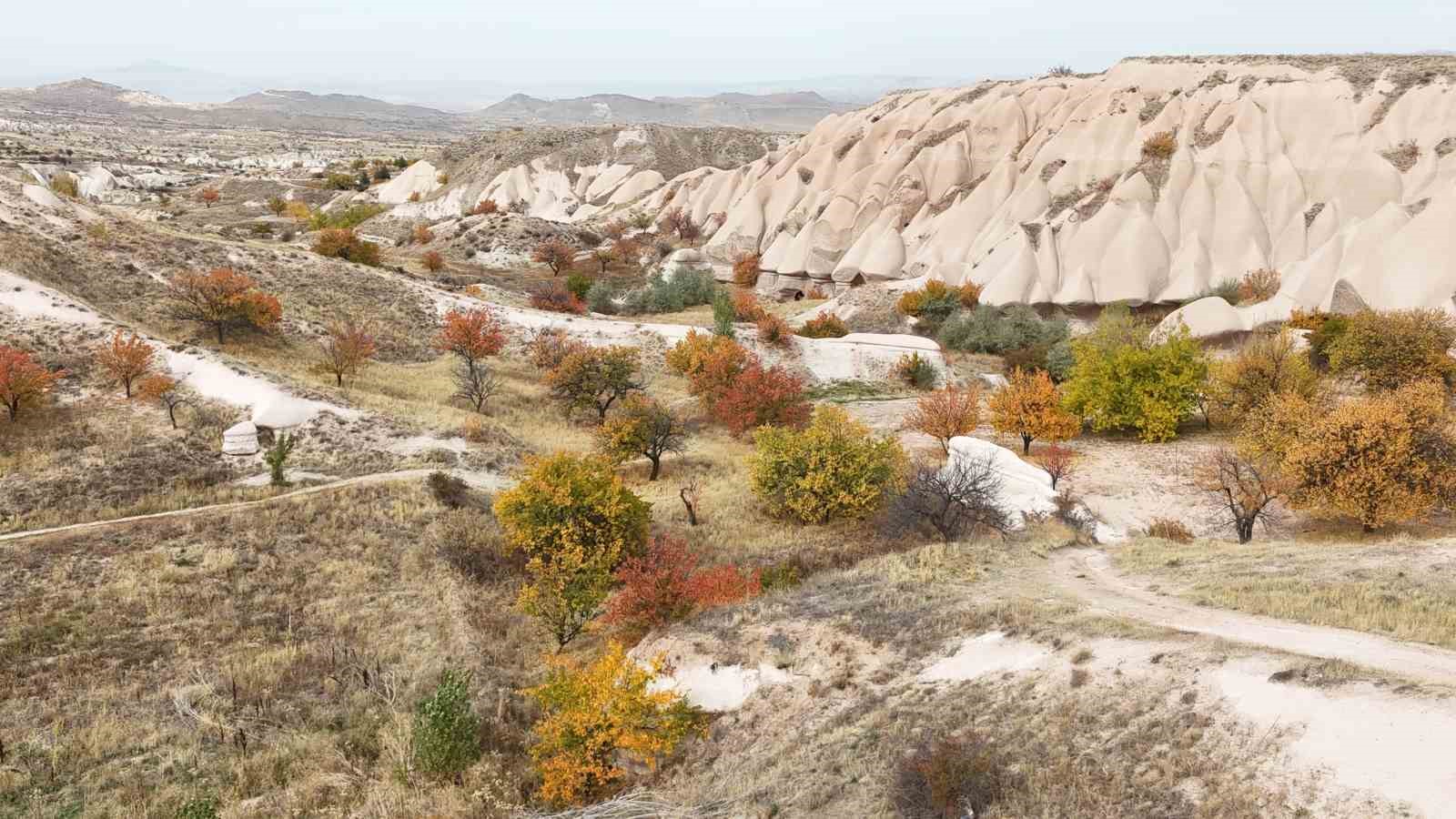 Kapadokya’daki renk cümbüşü dron ile görüntülendi
