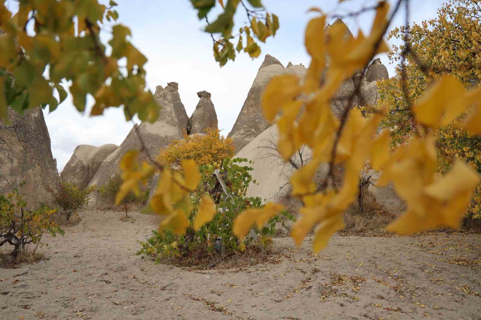 Kapadokya’daki renk cümbüşü dron ile görüntülendi