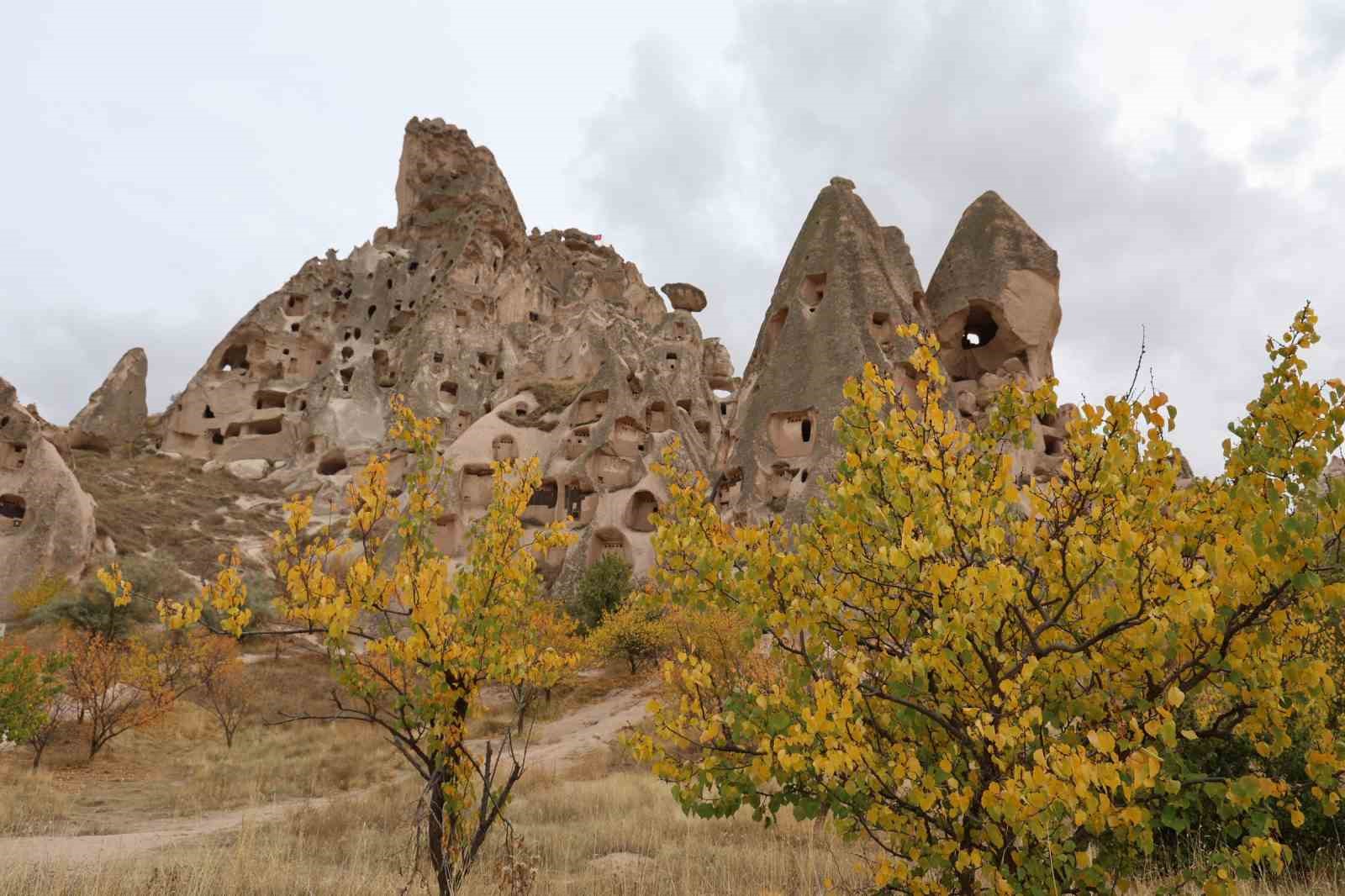 Kapadokya’daki renk cümbüşü dron ile görüntülendi