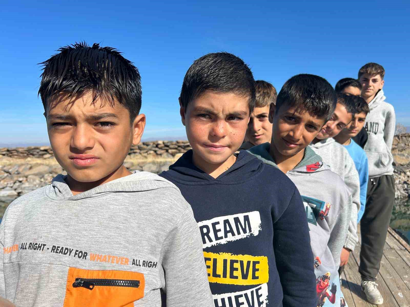 Van Gölü’nde yazın sararan saçlar kışın eski rengine döndü