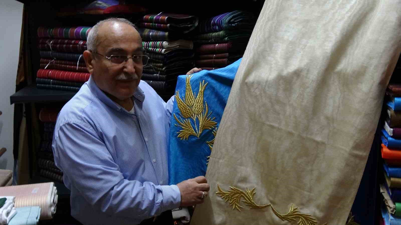 Kutnu kumaşından yapılan ürünler büyük ilgi görüyor