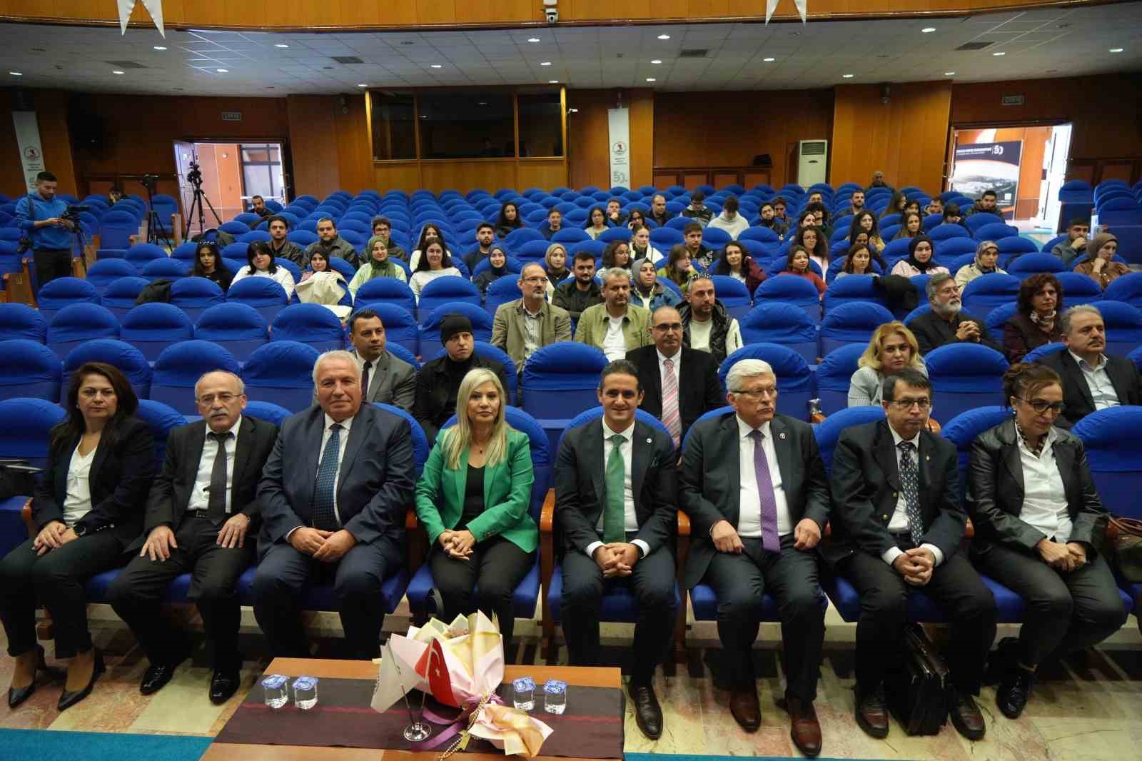 Türkiye’deki hastalıkların yüzde 61’i hayvanlardan insanlara geçen hastalıklar