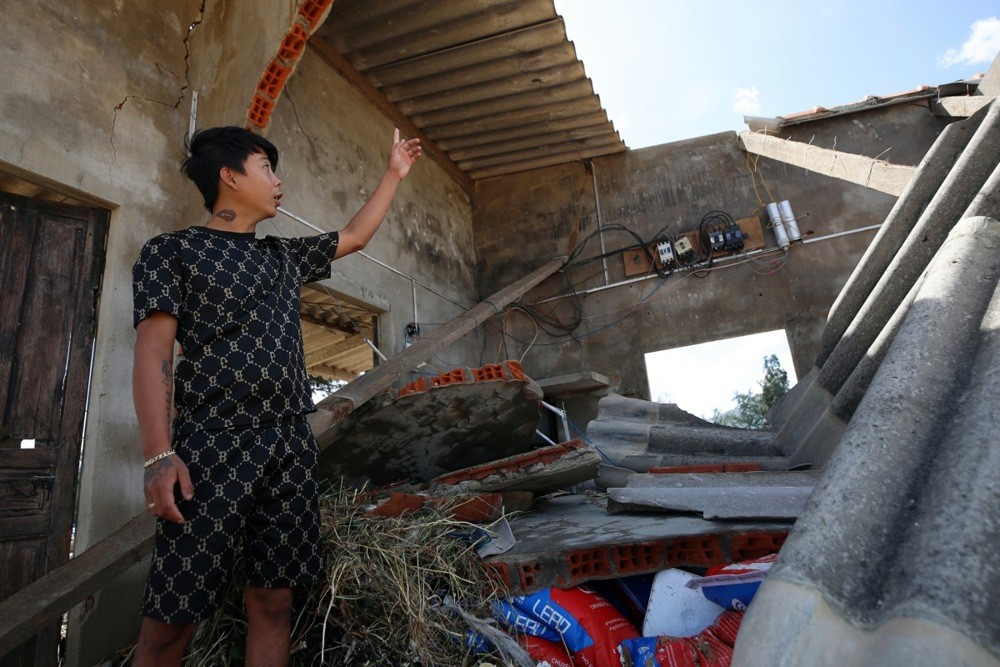 Vietnam’ı vuran Kalmaegi Tayfunu’nda 5 kişi hayatını kaybetti