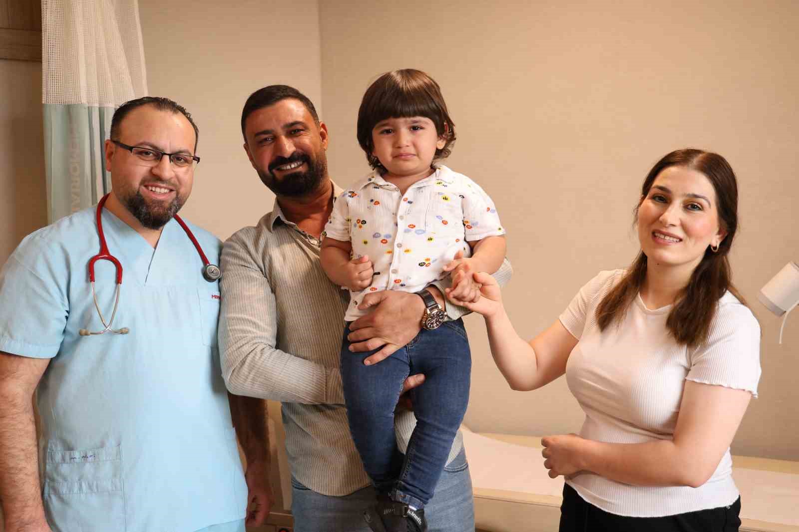 Doğuştan 200 binde bir görülen hastalıkla 2 yıl boyunca yaşayan çocuk sağlığına kavuştu