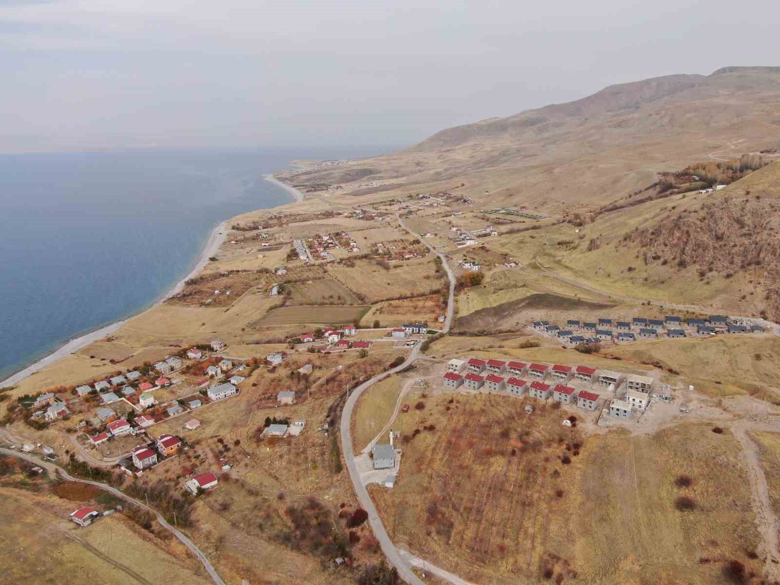 Van’da kartpostallık sonbahar manzaraları